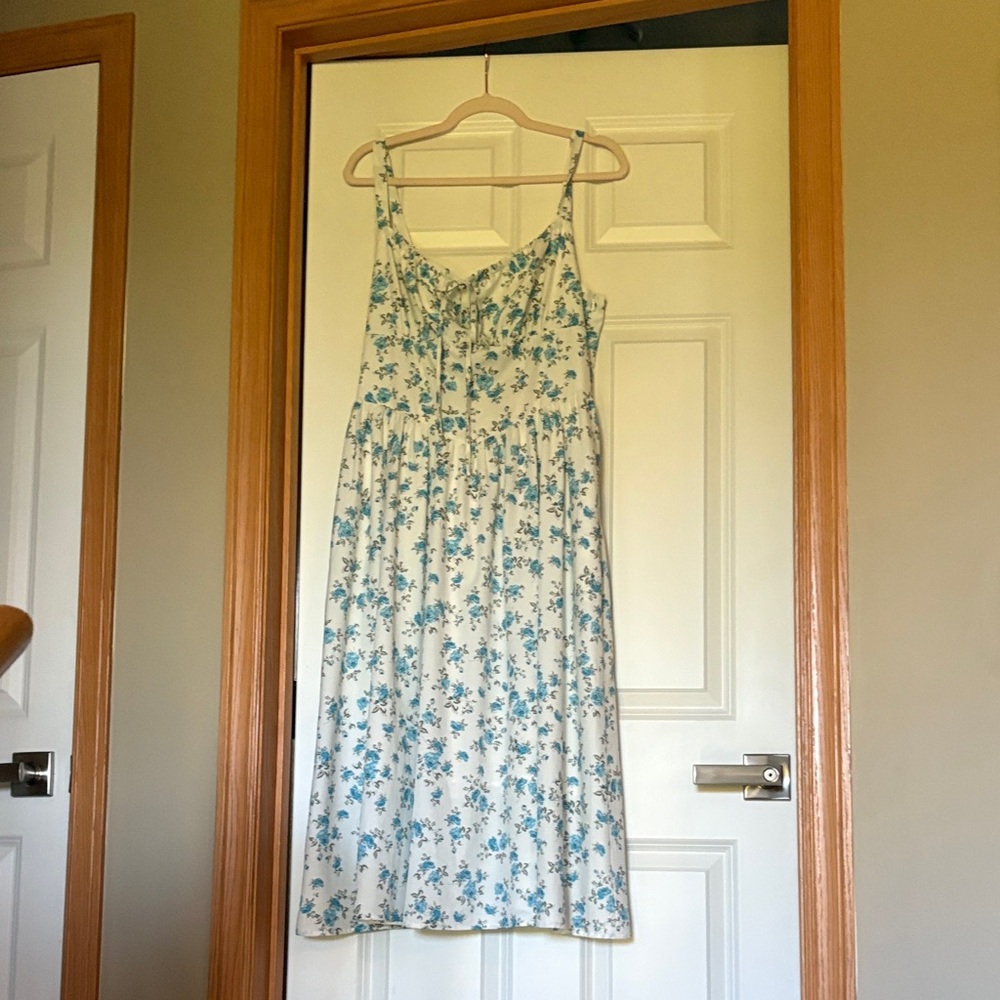 Floral Blue and White Midi Dress